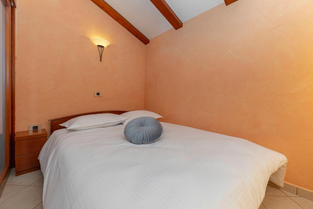 Apartma Koper Pobegi Exterior foto
